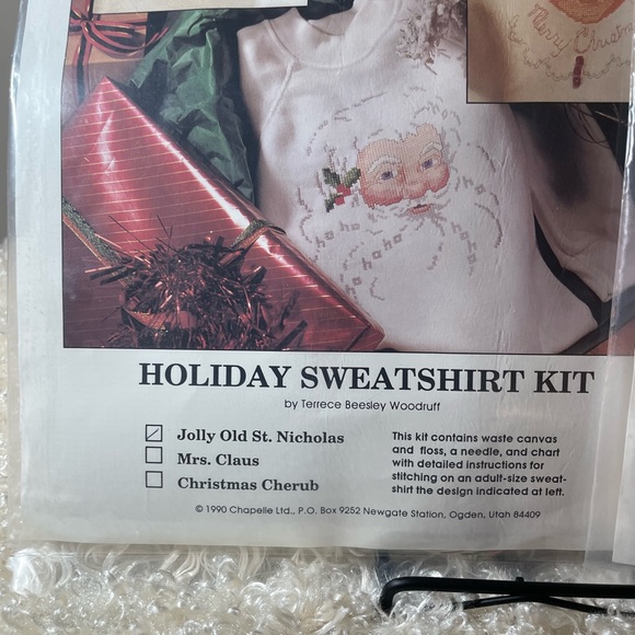 Christmas Two Santa & Mrs Claus Cross Stitch Sweatshirt Kits Vanessa-Ann - Picture 3 of 7